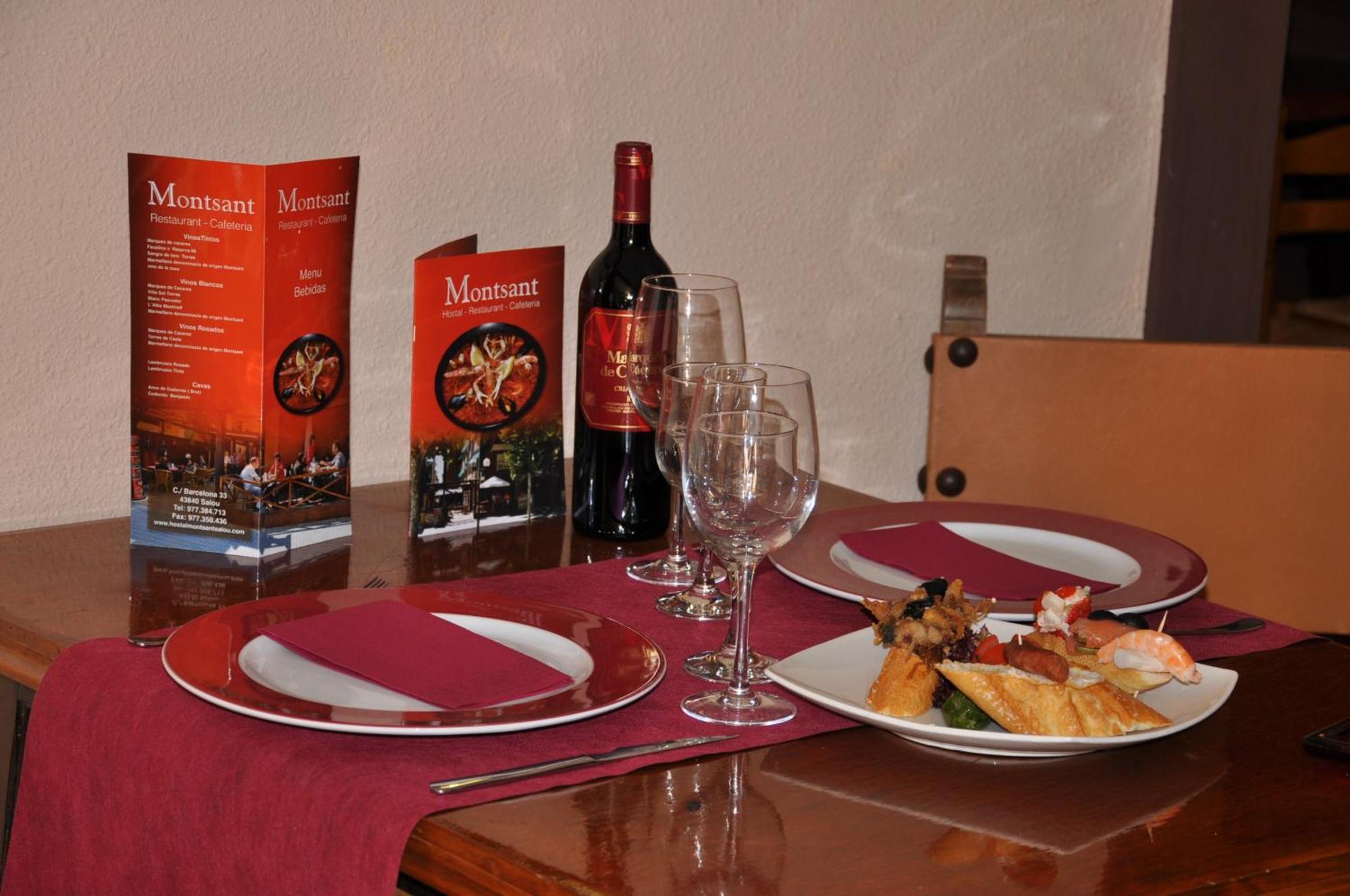 Hostal Montsant Salou Exterior photo